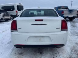
										2023 Chrysler 300 Touring L AWD full									