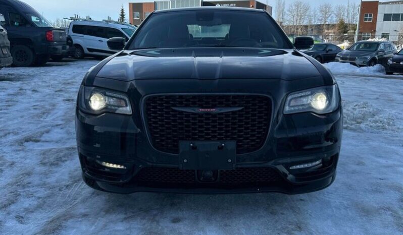 
								2023 Chrysler 300 S AWD full									