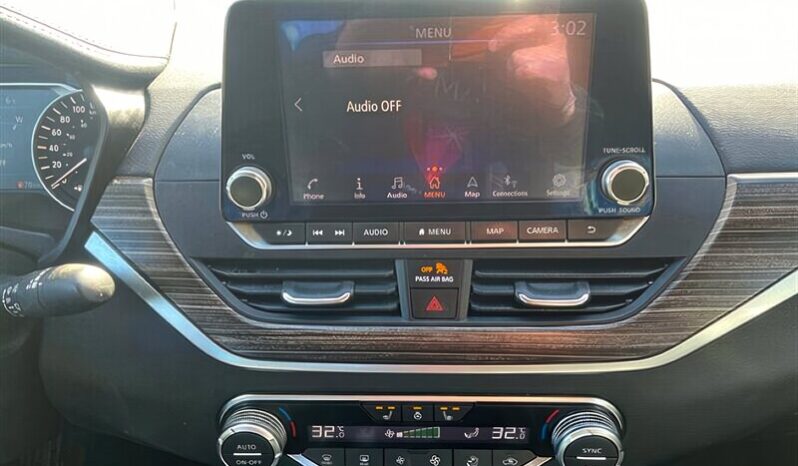 
								2019 Nissan Altima Platinum AWD full									