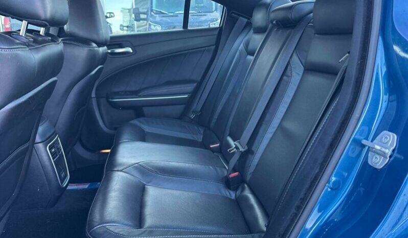 
								2023 Dodge Charger SXT AWD full									