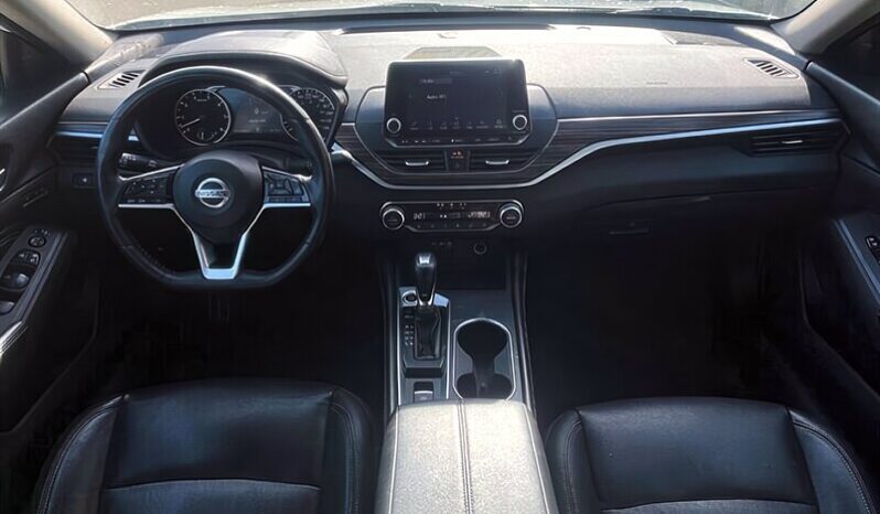 
								2019 Nissan Altima Platinum AWD full									