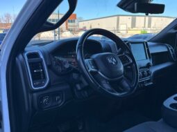 
										2022 Ram 3500 Big Horn 6.7L Cummins Turbo Diesel Crew Cab 4×4 full									