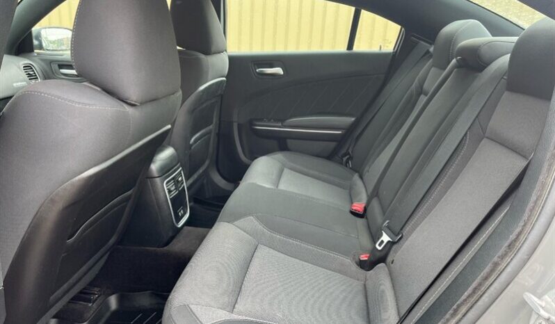 
								2019 Dodge Charger SXT full									