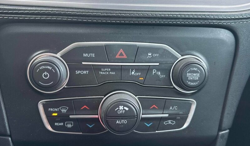 
								2023 Dodge Charger SXT AWD full									