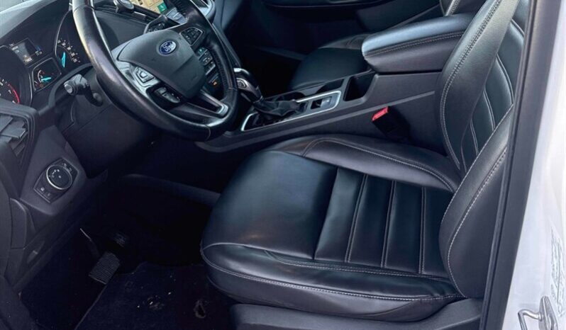 
								2019 Ford Escape SEL AWD full									