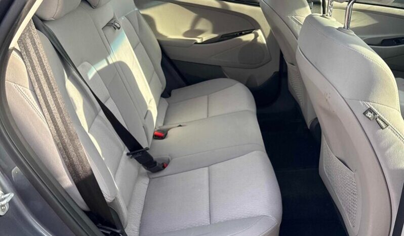 
								2017 Hyundai Tucson SE AWD full									