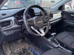 
										2023 Kia Rio S full									
