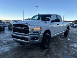 2022 Ram 3500 Big Horn 6.7L Cummins Turbo Diesel Crew Cab 4×4