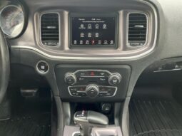 
										2019 Dodge Charger SXT full									