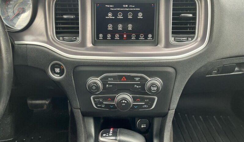 
								2019 Dodge Charger SXT full									