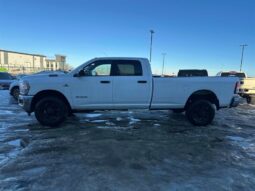 
										2022 Ram 3500 Big Horn 6.7L Cummins Turbo Diesel Crew Cab 4×4 full									