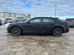 
										2023 Chrysler 300 Touring L AWD full									
