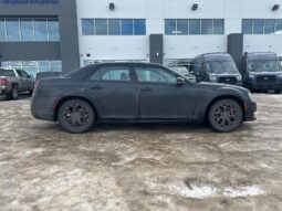 
										2023 Chrysler 300 Touring L AWD full									