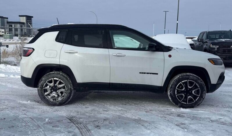 
								2024 Jeep Compass Trailhawk 4×4 full									