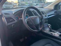 
										2017 Ford Edge SE AWD full									