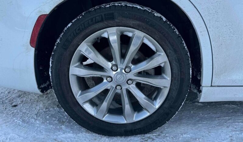 
								2021 Chrysler 300 S AWD full									