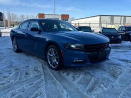 
										2023 Dodge Charger SXT AWD full									