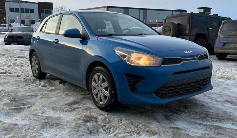 
								2023 Kia Rio S full									