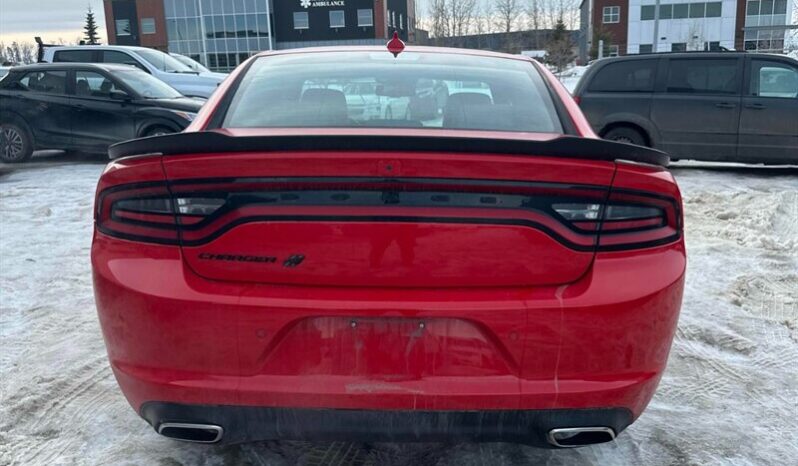
								2023 Dodge Charger SXT AWD full									