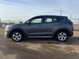 
										2017 Hyundai Tucson SE AWD full									