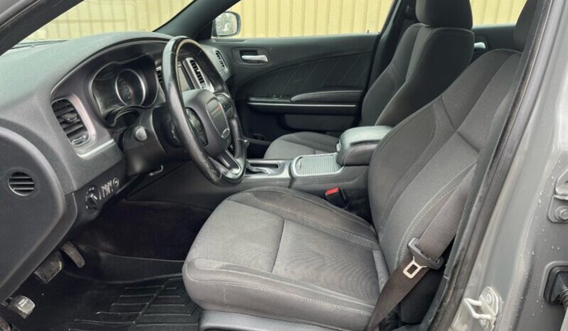 
								2019 Dodge Charger SXT full									