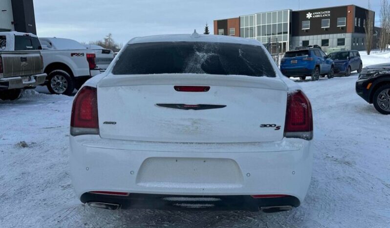 
								2021 Chrysler 300 S AWD full									