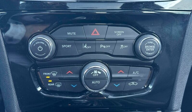 
								2023 Chrysler 300 S AWD full									