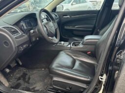 
										2023 Chrysler 300 Touring L AWD full									