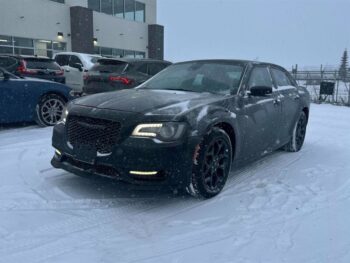 2023 Chrysler 300 Touring L AWD