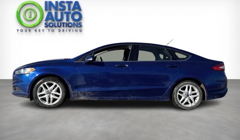 
								2016 Ford Fusion SE full									