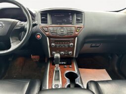 
										2017 Nissan Pathfinder Platinum 4X4 full									