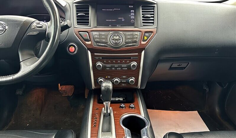 
								2017 Nissan Pathfinder Platinum 4X4 full									