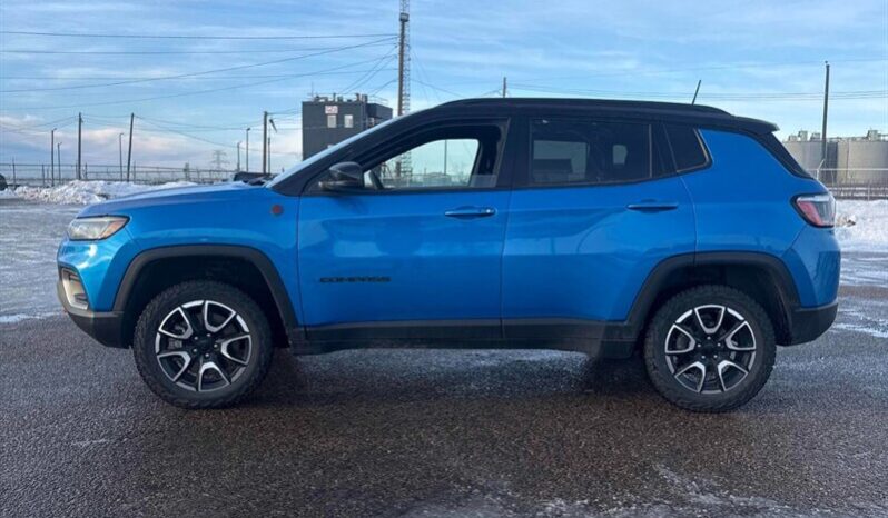 
								2024 Jeep Compass Trailhawk 4×4 full									