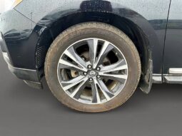 
										2017 Nissan Pathfinder Platinum 4X4 full									