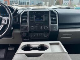 
										2017 Ford F-150 XLT 5.0L Crew Cab 4×4 full									