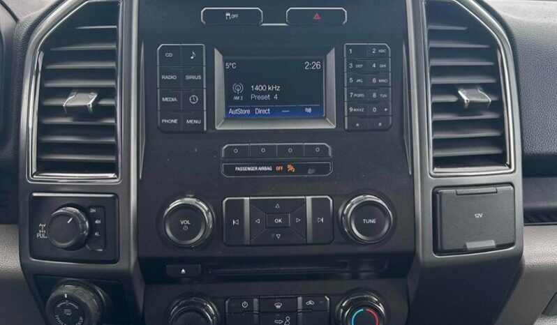 
								2017 Ford F-150 XLT 5.0L Crew Cab 4×4 full									