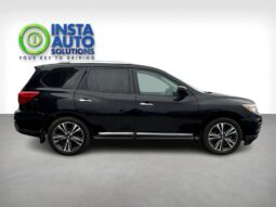 
										2017 Nissan Pathfinder Platinum 4X4 full									