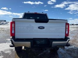 
										2023 Ford F-250 XLT Crew Cab 4×4 7.3L full									