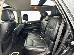 
										2017 Nissan Pathfinder Platinum 4X4 full									