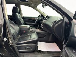 
										2017 Nissan Pathfinder Platinum 4X4 full									