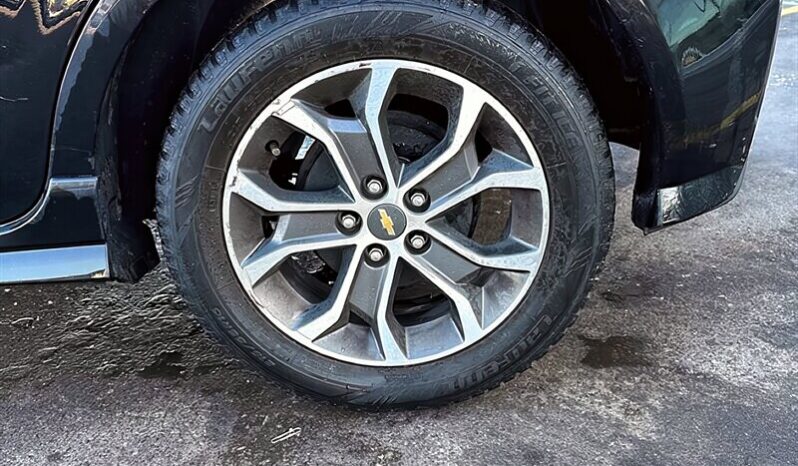 
								2017 Chevrolet Sonic LT RS full									