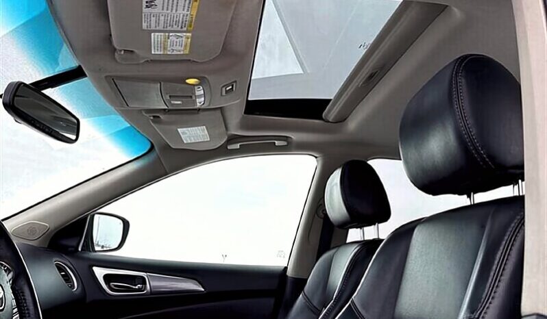 
								2018 Nissan Pathfinder SL 4X4 full									